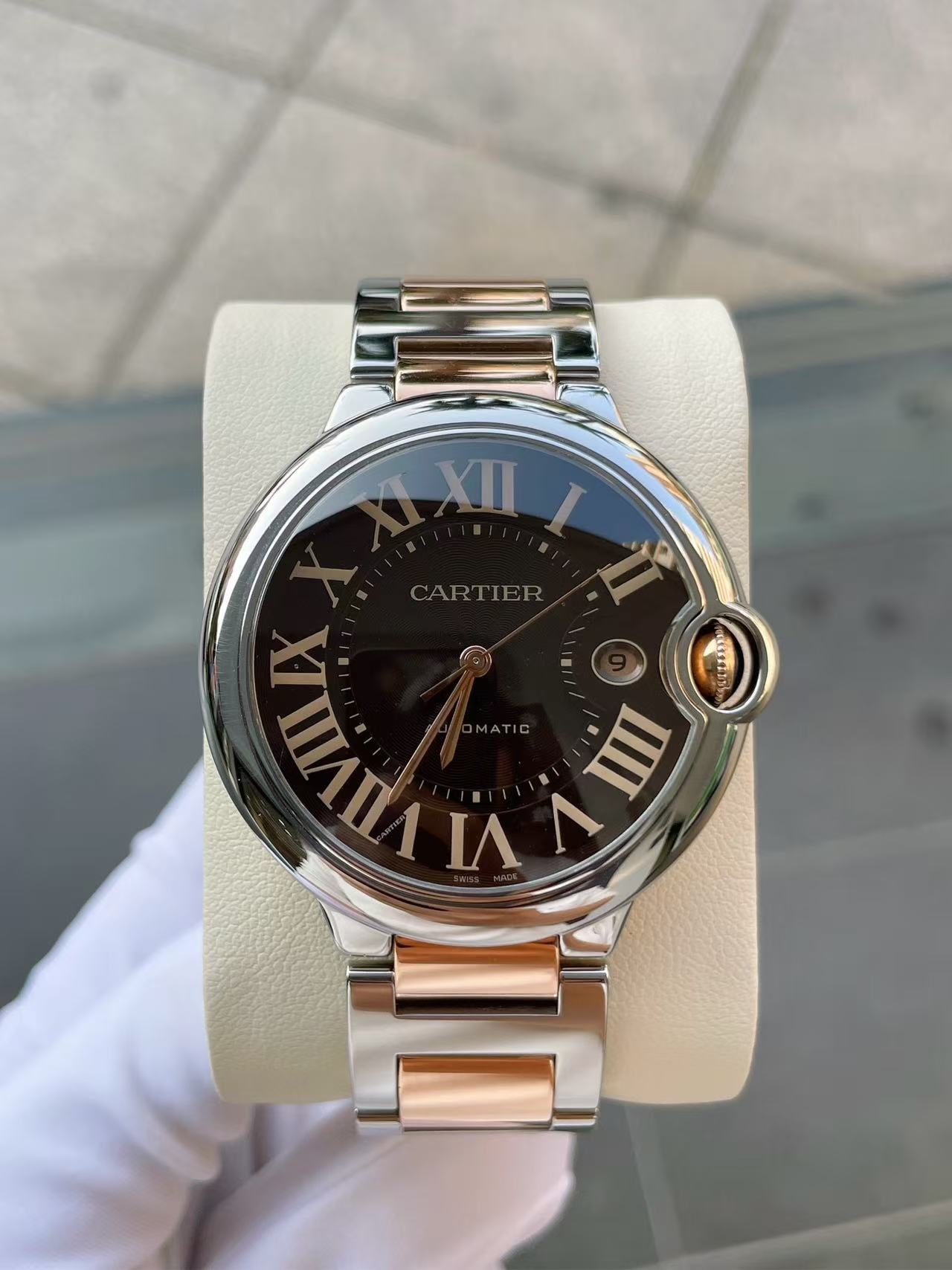 W6920032 - Image 2