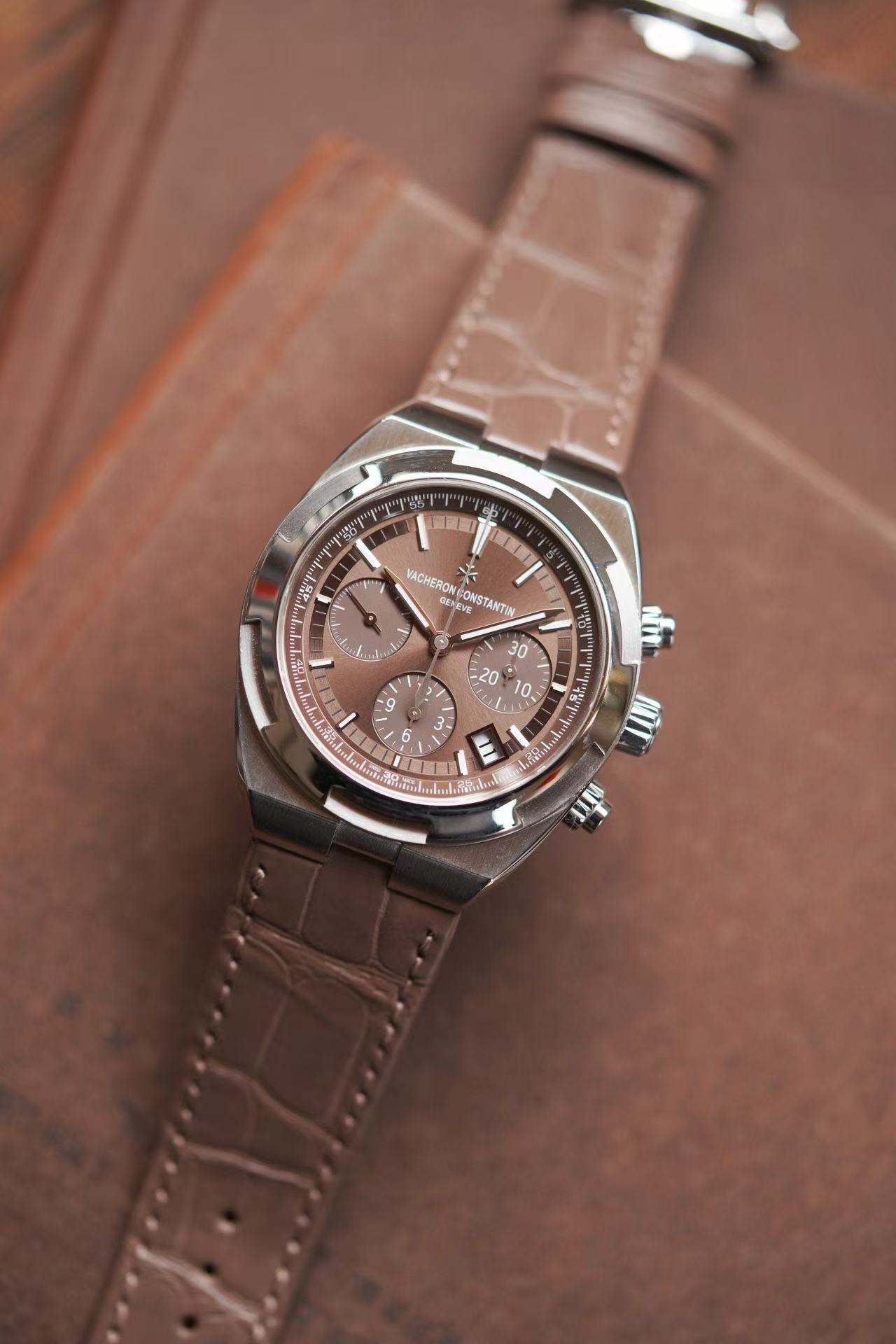 5500V/110A-B147 - Image 3